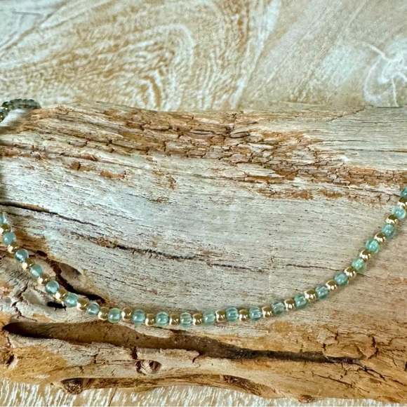 Balance bracelet - 2mm 14k gold filled and semi precious stone beads - Picture 6 of 13